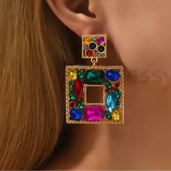 Gold and Colorful lux Gemstone Square Earrings unique - Picture 10 of 12